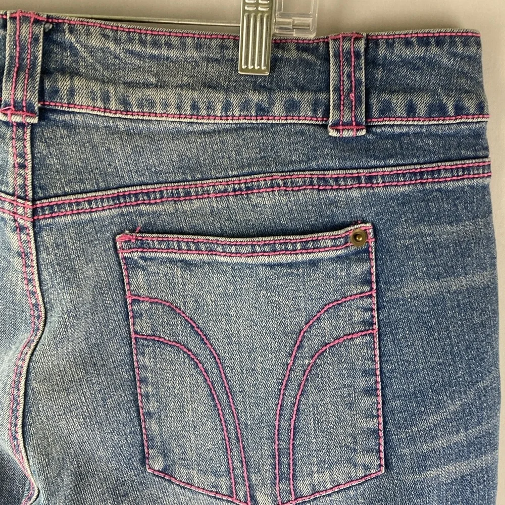 Bisou Bisou Women's Denim Jeans with Pink Stitching - Picture 6 of 9